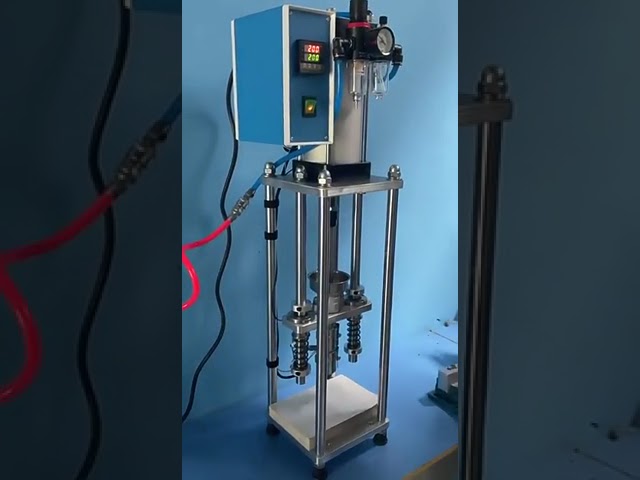 Mini Bord-vertikal Indsprøjtningsmaskine til USB-opladerhoved & Strømafbryderstik