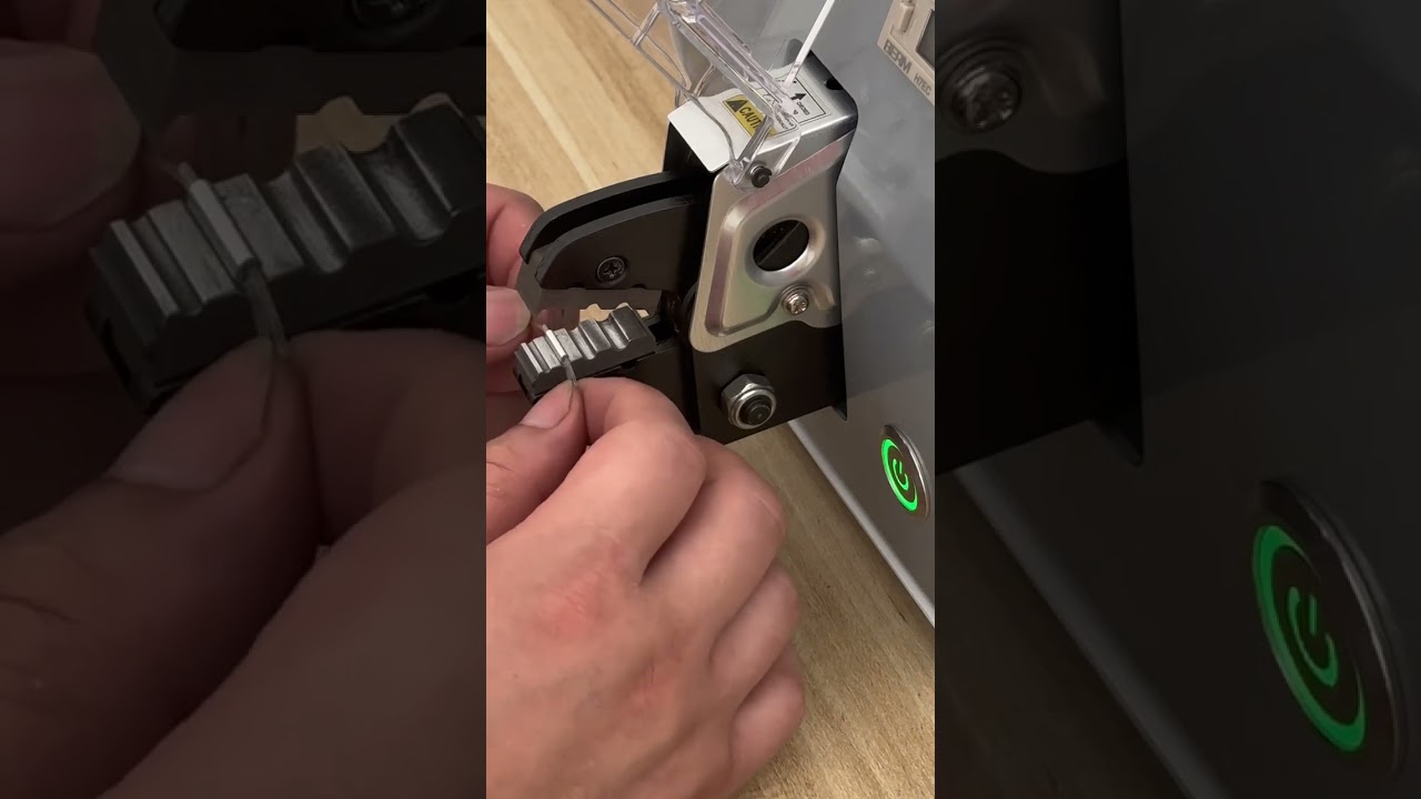 20EC Elektrisk Krympemaskine til Terminaler op til 10 mm² – #fabrik #maskine