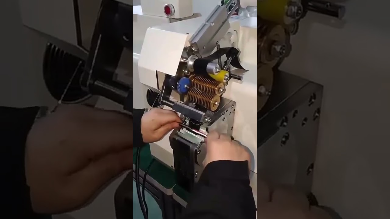 Automatisk maskine til isoleringstapeindpakning og punktvikling af kabeltræk #maskine #automation