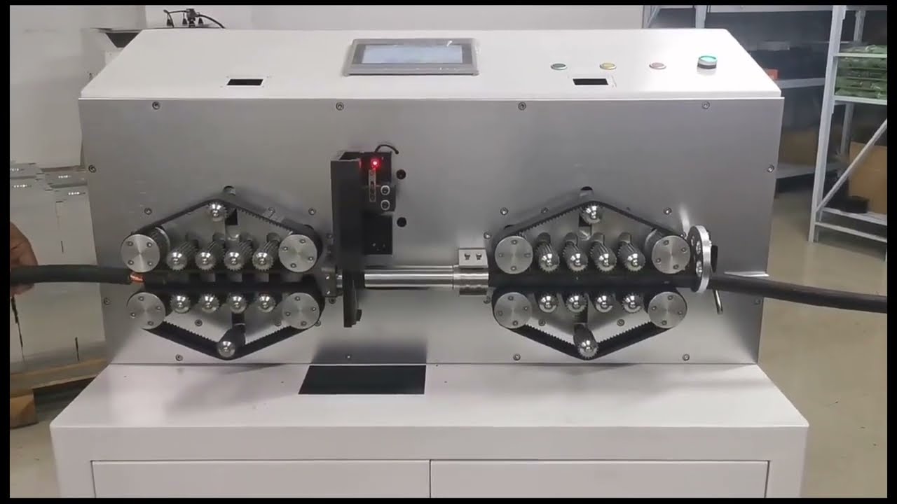Automatic Large Square Big Diameter Thick Wire Cable 150mm2 Wire Cutting Stripping Machine