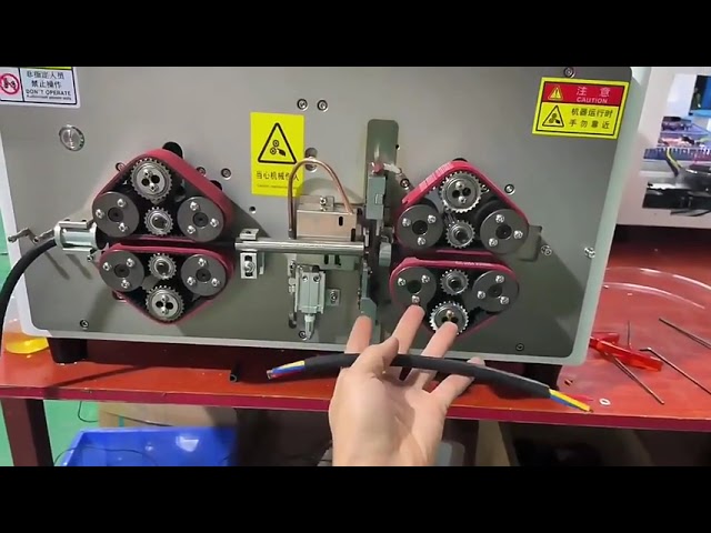 Automatic Wire Insulation Jacket Remover   Multi Core Cable Cutting & Stripping Machine